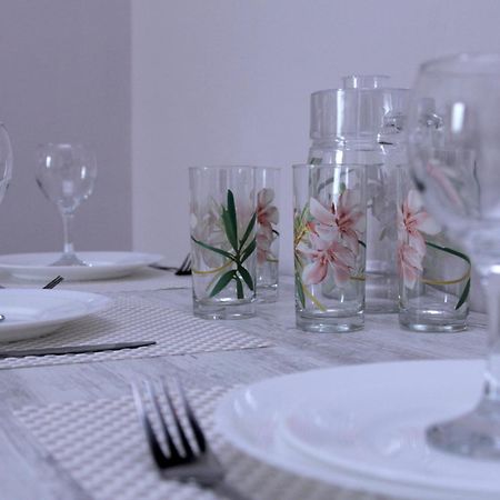 Hotel Caucasus Tbilisi ภายนอก รูปภาพ