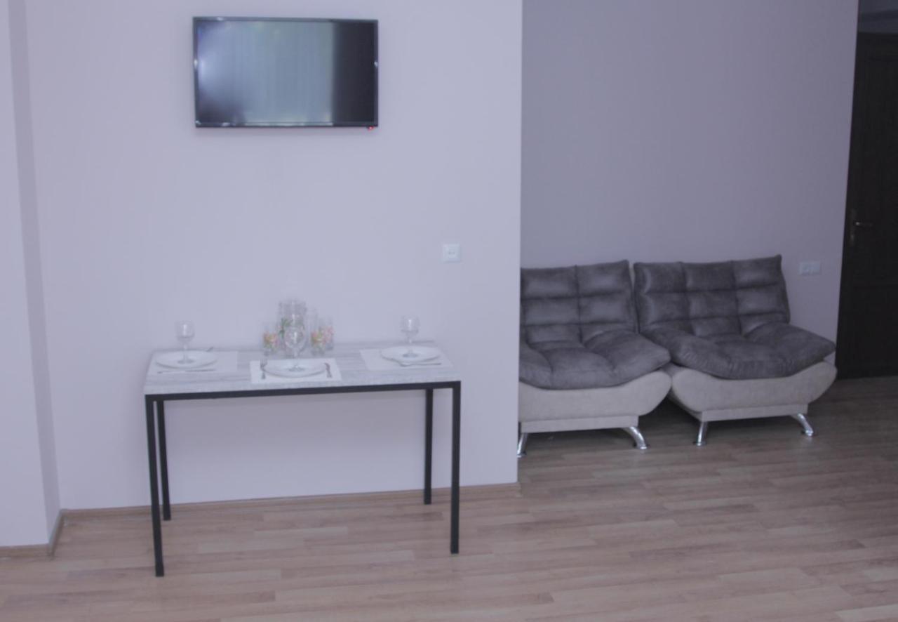 Hotel Caucasus Tbilisi ภายนอก รูปภาพ