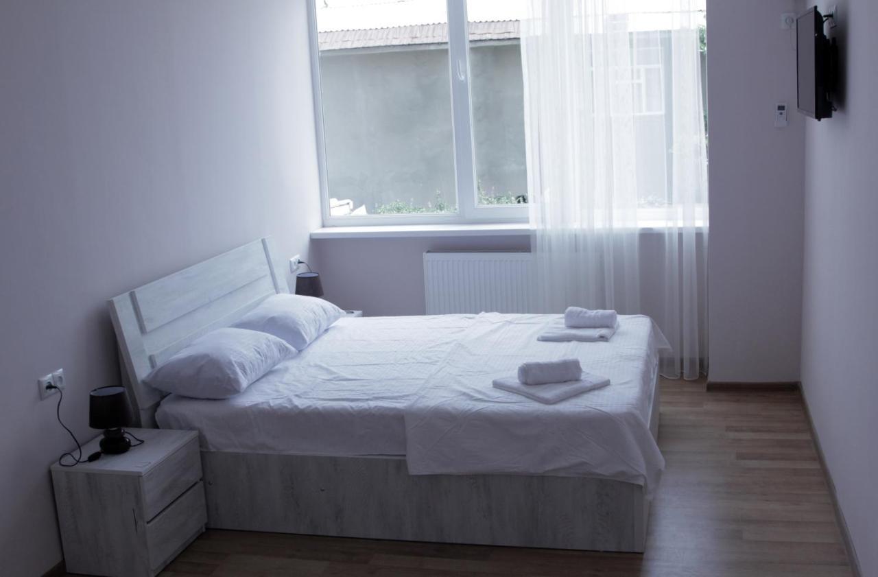 Hotel Caucasus Tbilisi ภายนอก รูปภาพ