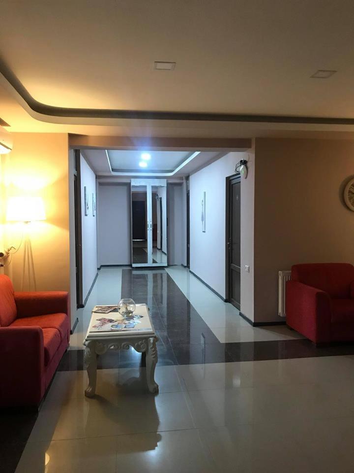 Hotel Caucasus Tbilisi ภายนอก รูปภาพ